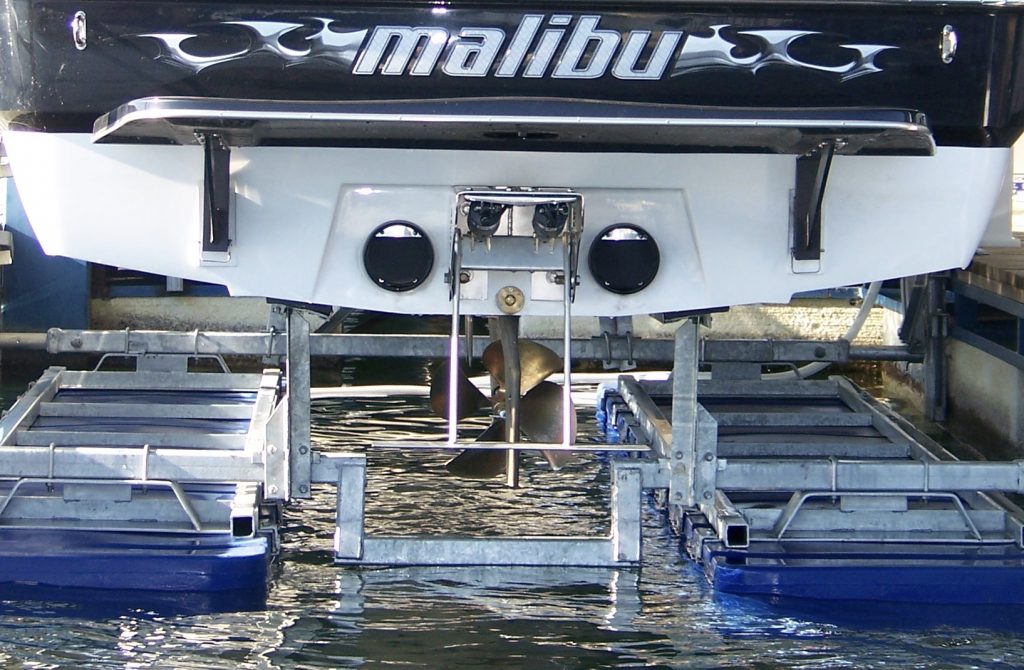 V-drive Boat Lift Option