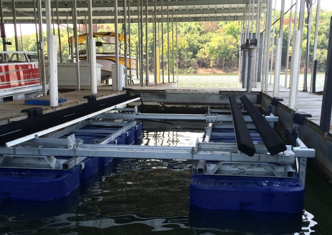 pontoon-boat-lift-boat-lift-specialist-boat-floater-of-ok